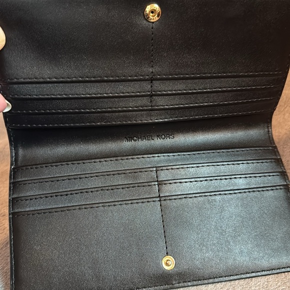 🖤MICHAEL KORS🖤Reed Black Multi Large Leather Snap Wallet/EUC - Picture 6 of 10